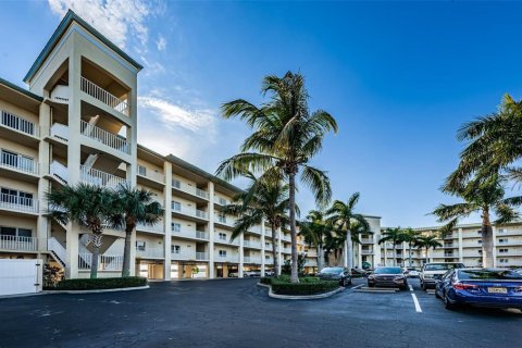 Condominio en venta en Saint Petersburg, Florida, 1 dormitorio, 47.01 m2 № 2221688 - foto 5