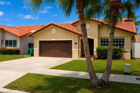 Casa en venta en Miami, Florida, 4 dormitorios, 157.28 m2 № 2087915 - foto 3