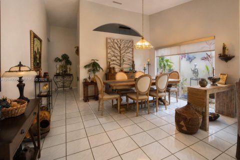 Casa en venta en Miami, Florida, 4 dormitorios, 157.28 m2 № 2087915 - foto 7