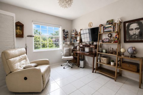 Casa en venta en Miami, Florida, 4 dormitorios, 157.28 m2 № 2087915 - foto 21