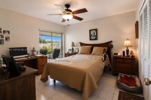 Casa en venta en Miami, Florida, 4 dormitorios, 157.28 m2 № 2087915 - foto 20