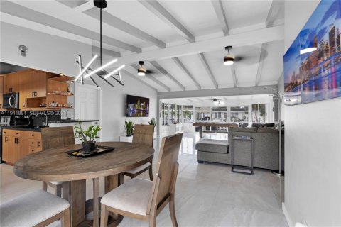 Casa en venta en Fort Lauderdale, Florida, 3 dormitorios, 133.59 m2 № 2000669 - foto 5