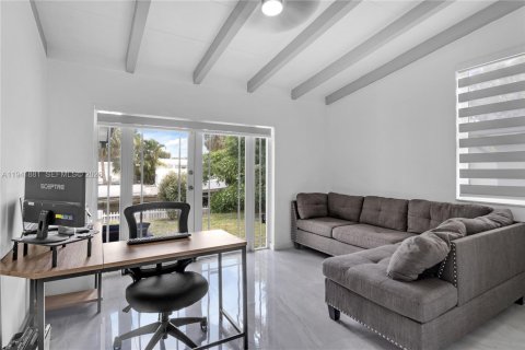 Casa en venta en Fort Lauderdale, Florida, 3 dormitorios, 133.59 m2 № 2000669 - foto 19