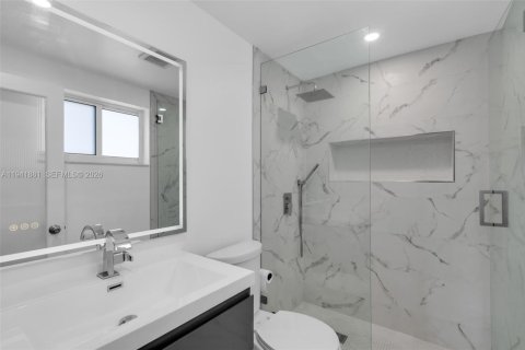 Casa en venta en Fort Lauderdale, Florida, 3 dormitorios, 133.59 m2 № 2000669 - foto 16
