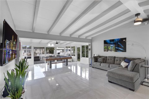 Casa en venta en Fort Lauderdale, Florida, 3 dormitorios, 133.59 m2 № 2000669 - foto 3