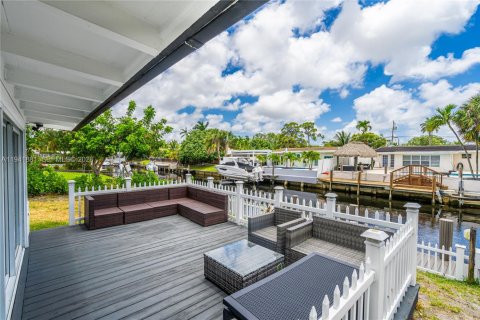 Casa en venta en Fort Lauderdale, Florida, 3 dormitorios, 133.59 m2 № 2000669 - foto 26