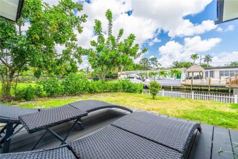 Casa en venta en Fort Lauderdale, Florida, 3 dormitorios, 133.59 m2 № 2000669 - foto 27