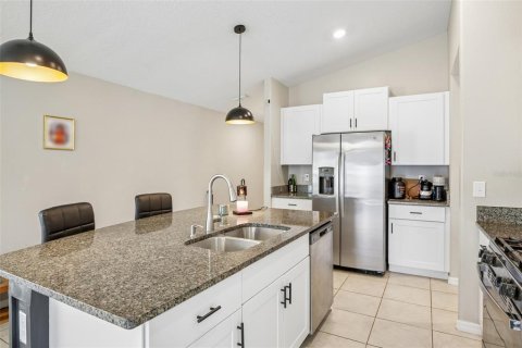 House in Sun City Center, Florida 3 bedrooms, 134.8 sq.m. № 2196949 - photo 10