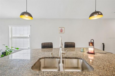 House in Sun City Center, Florida 3 bedrooms, 134.8 sq.m. № 2196949 - photo 12
