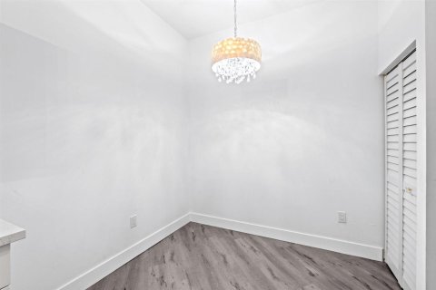 Condominio en venta en Boynton Beach, Florida, 3 dormitorios, 123.19 m2 № 2190880 - foto 8