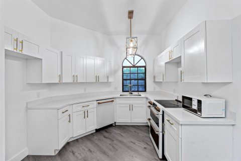 Condominio en venta en Boynton Beach, Florida, 3 dormitorios, 123.19 m2 № 2190880 - foto 5
