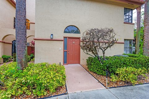 Condominio en venta en Boynton Beach, Florida, 3 dormitorios, 123.19 m2 № 2190880 - foto 27