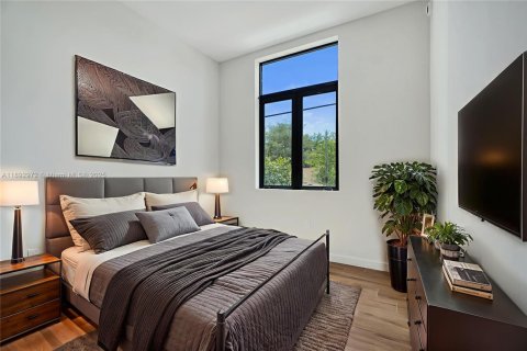 Townhouse in Miami, Florida 3 bedrooms, 202.62 sq.m. № 1953668 - photo 7