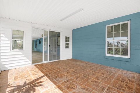 Casa en venta en Kissimmee, Florida, 3 dormitorios, 180.23 m2 № 1900537 - foto 19