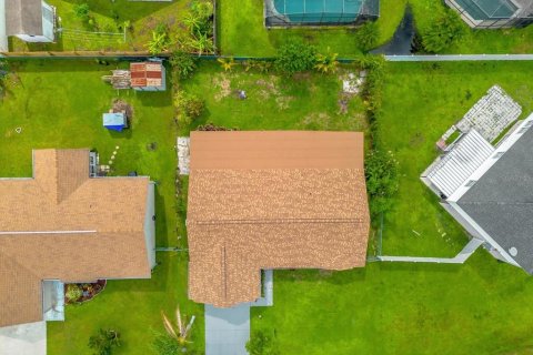Casa en venta en Kissimmee, Florida, 3 dormitorios, 180.23 m2 № 1900537 - foto 30