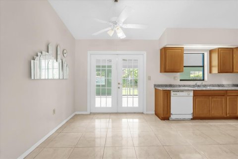 Casa en venta en Kissimmee, Florida, 3 dormitorios, 180.23 m2 № 1900537 - foto 7