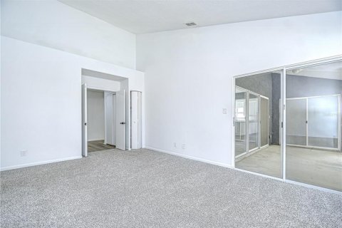 House in Riverview, Florida 4 bedrooms, 208.29 sq.m. № 1843752 - photo 17