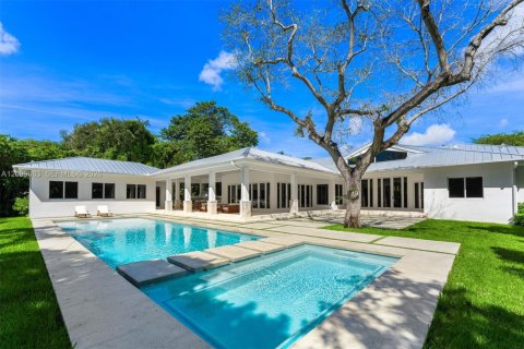 Villa ou maison à Pinecrest, Floride 7 chambres, 630.06 m2 № 2411042