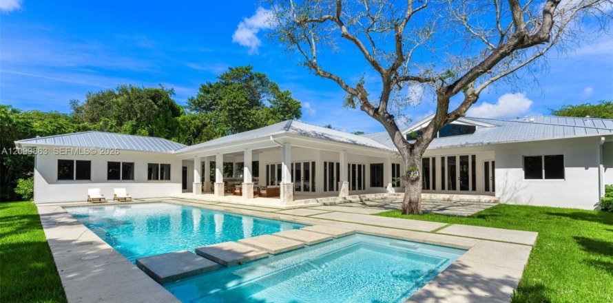 Villa ou maison à Pinecrest, Floride 7 chambres, 630.06 m2 № 2411042