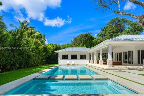 Villa ou maison à vendre à Pinecrest, Floride: 7 chambres, 630.06 m2 № 2411042 - photo 22