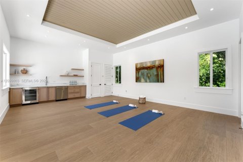 Villa ou maison à vendre à Pinecrest, Floride: 7 chambres, 630.06 m2 № 2411042 - photo 19