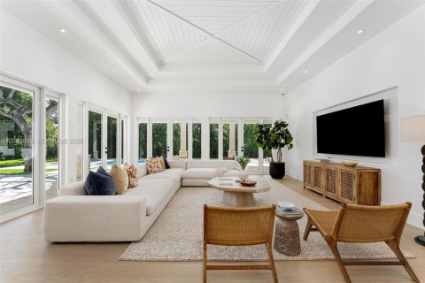 Villa ou maison à vendre à Pinecrest, Floride: 7 chambres, 630.06 m2 № 2411042 - photo 5