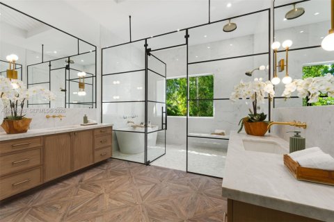 Villa ou maison à vendre à Pinecrest, Floride: 7 chambres, 630.06 m2 № 2411042 - photo 14