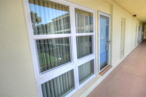 Condominio en venta en Daytona Beach, Florida, 1 dormitorio, 66.43 m2 № 1894972 - foto 4