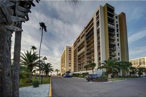 Copropriété à vendre à Clearwater, Floride: 2 chambres, 123.65 m2 № 1754790 - photo 4