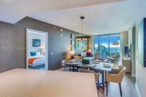 Condominio en venta en Hollywood, Florida, 2 dormitorios, 104.61 m2 № 2020915 - foto 10