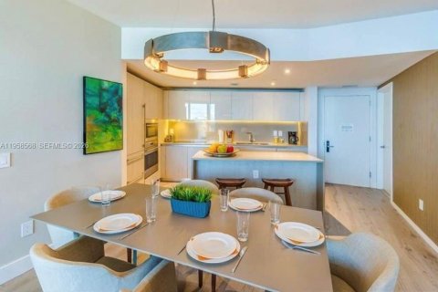 Condominio en venta en Hollywood, Florida, 2 dormitorios, 104.61 m2 № 2020915 - foto 13