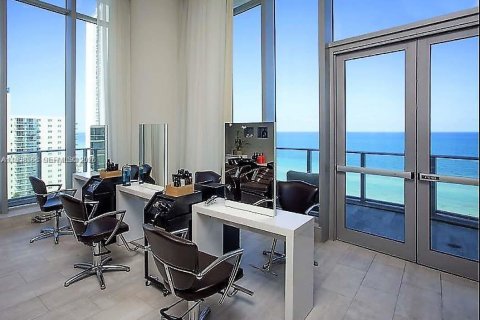 Condominio en venta en Hollywood, Florida, 2 dormitorios, 104.61 m2 № 2020915 - foto 26
