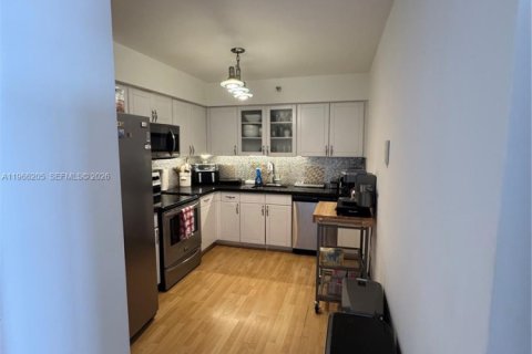 Copropriété à vendre à Aventura, Floride: 2 chambres, 101.36 m2 № 2028529 - photo 10