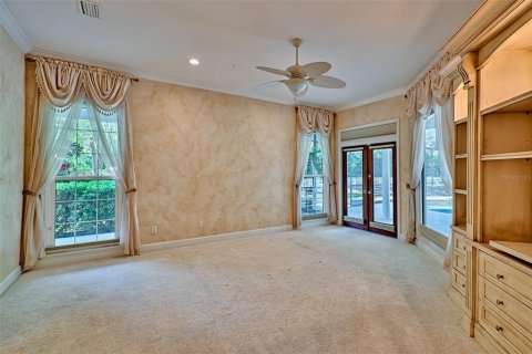House in Gainesville, Florida 5 bedrooms, 275.36 sq.m. № 1602664 - photo 18