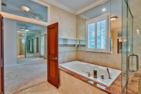 House in Gainesville, Florida 5 bedrooms, 275.36 sq.m. № 1602664 - photo 24