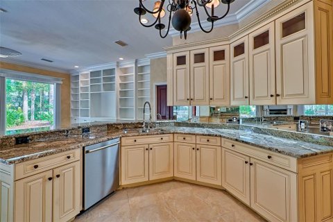 House in Gainesville, Florida 5 bedrooms, 275.36 sq.m. № 1602664 - photo 10