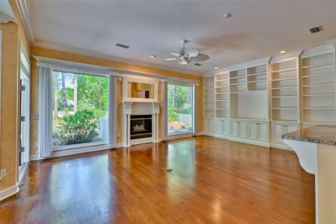 House in Gainesville, Florida 5 bedrooms, 275.36 sq.m. № 1602664 - photo 13