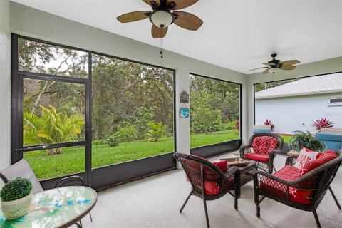 House in Leesburg, Florida 3 bedrooms, 207.73 sq.m. № 1719613 - photo 29