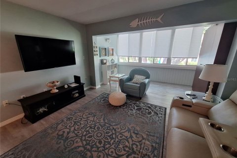 Copropriété à louer à Port Charlotte, Floride: 1 chambre, 62.43 m2 № 2116670 - photo 2