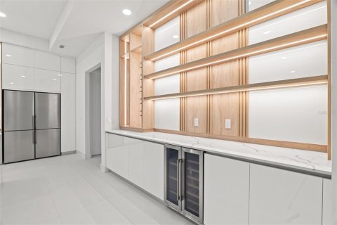 Купить виллу или дом в Малабар, Флорида 13 комнат, 318.38м2, № 1912571 - фото 17
