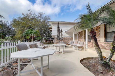 House in Winter Springs, Florida 4 bedrooms, 309.74 sq.m. № 1723310 - photo 18