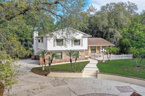 House in Winter Springs, Florida 4 bedrooms, 309.74 sq.m. № 1723310 - photo 3
