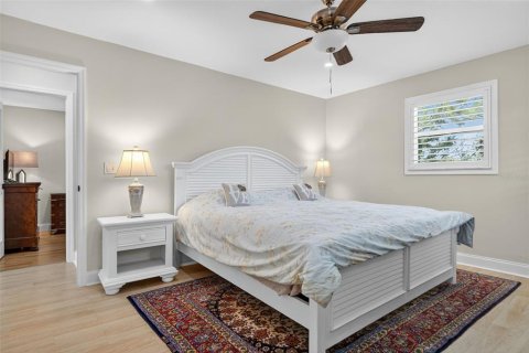 House in Holmes Beach, Florida 2 bedrooms, 96.62 sq.m. № 2095128 - photo 26
