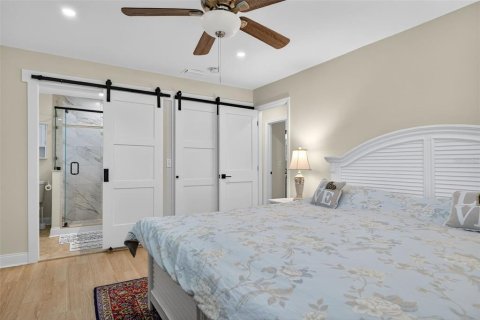 House in Holmes Beach, Florida 2 bedrooms, 96.62 sq.m. № 2095128 - photo 27