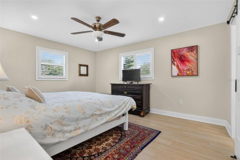 House in Holmes Beach, Florida 2 bedrooms, 96.62 sq.m. № 2095128 - photo 25