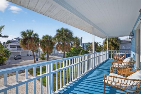 House in Holmes Beach, Florida 2 bedrooms, 96.62 sq.m. № 2095128 - photo 22