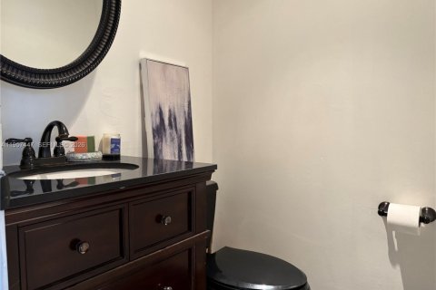 Condominio en venta en Plantation, Florida, 1 dormitorio, 63.17 m2 № 2011639 - foto 5