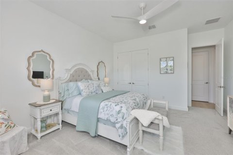 House in Palmetto, Florida 3 bedrooms, 285.4 sq.m. № 2110524 - photo 29