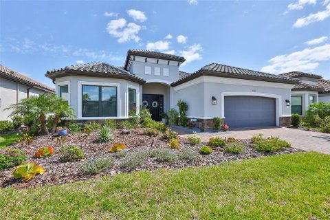 House in Palmetto, Florida 3 bedrooms, 285.4 sq.m. № 2110524 - photo 2
