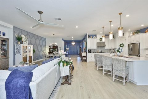 House in Palmetto, Florida 3 bedrooms, 285.4 sq.m. № 2110524 - photo 7